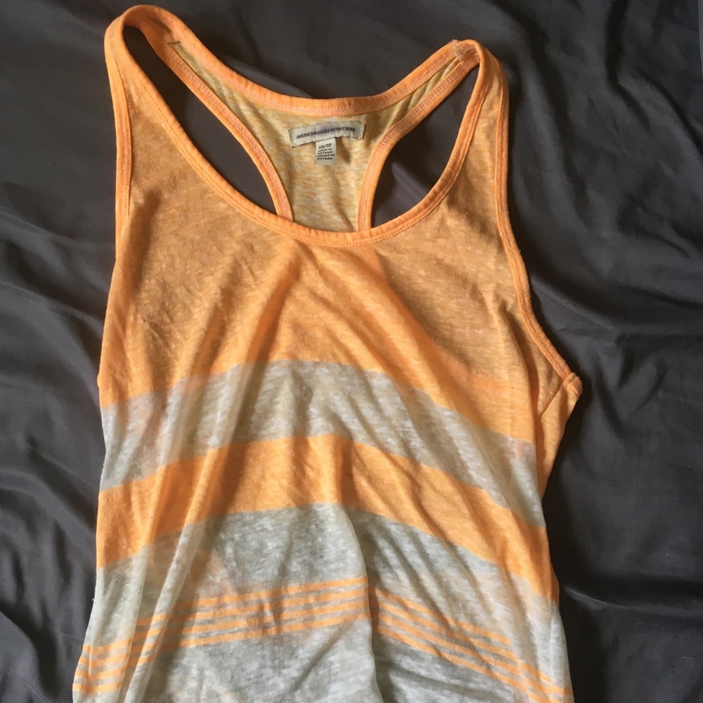 only been worn 2 times and has no stains or rips!